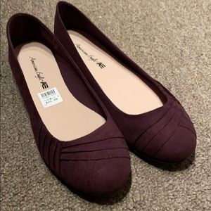 NWT AMERICAN EAGLE FLATS